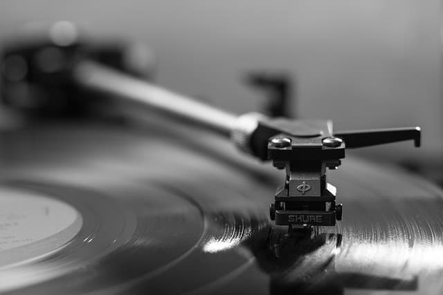 Fai-da-te Vintage Decorazioni: Guida Completa per il Tuo Budget